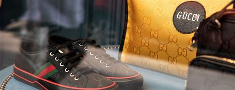 david warren gucci|Gucci Nabs Prada’s Top U.S. Lawyer as Brand Seeks Sales .